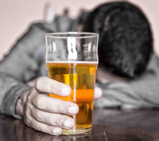 Why is it so important to admit to yourself that you have a drinking problem?